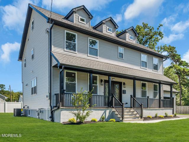 House for sale in Spotswood, Middlesex County
