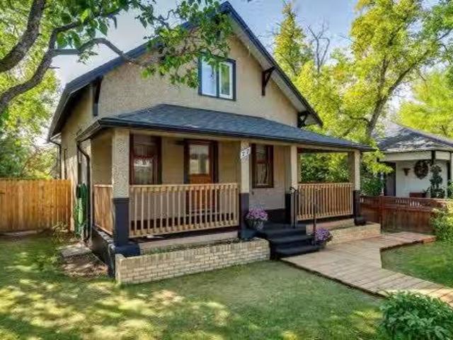House for sale in Okotoks, Alberta