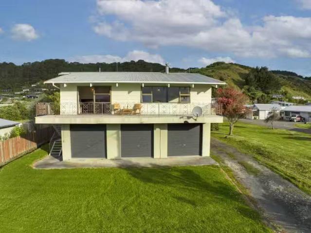 House for sale in Mahia