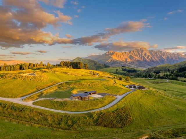 House for sale in Otakou