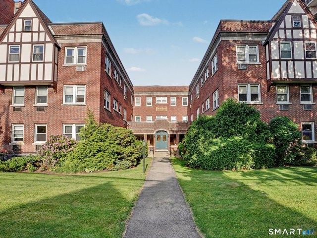 Condo for sale in Cos Cob, Connecticut