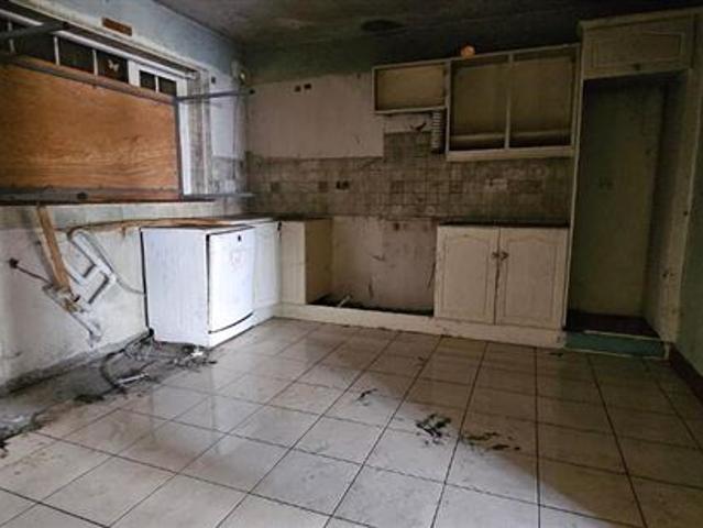 Semi Detached House for sale in Longford