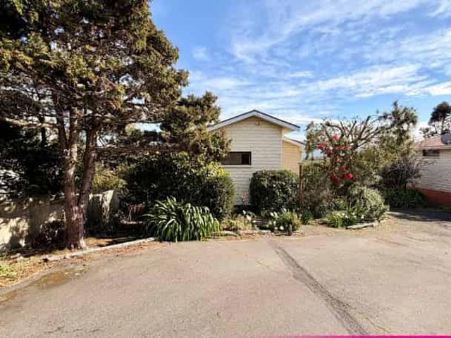 House for rent in Otakou