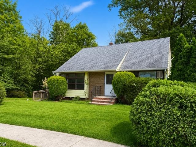 House for sale in Roselle, New Jersey