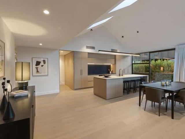 House for sale in Otakou