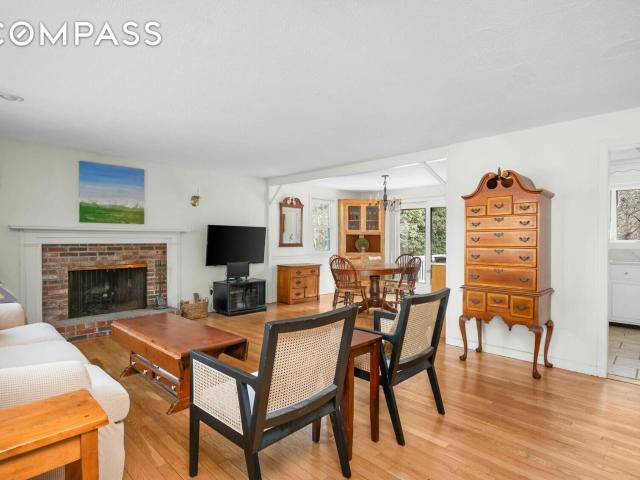 House for sale in South Dennis, South Dennis