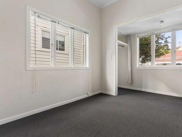 House for sale in Auckland, Oroua County