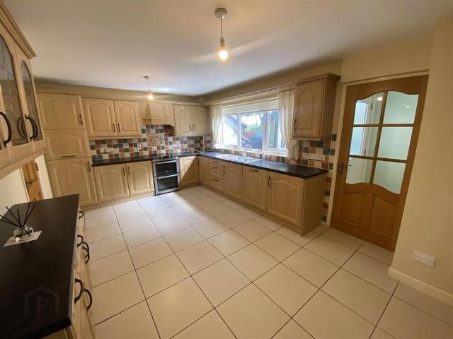 Townhouse for rent in Rathfriland, Northern Ireland