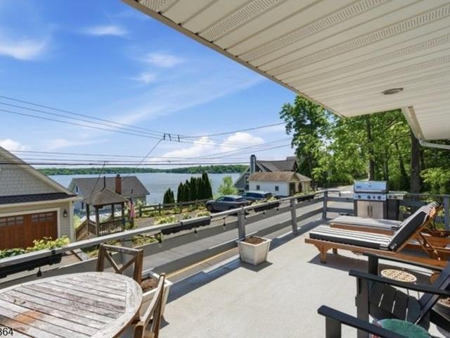House for sale in Augusta, New Jersey