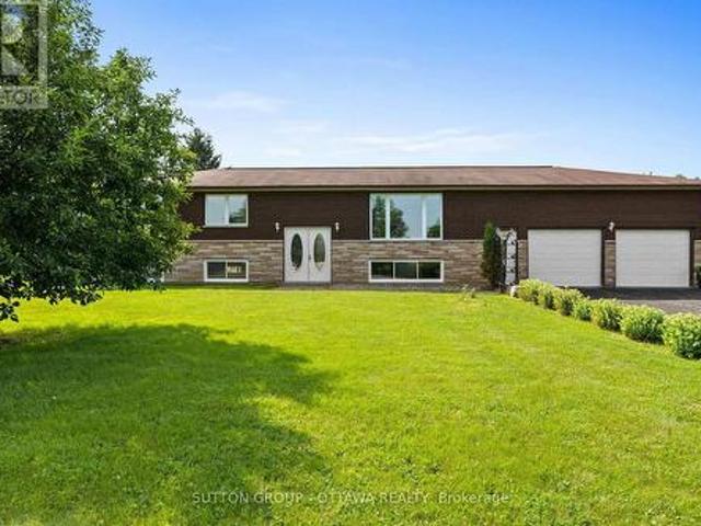 House for sale in North Dundas, Ontario