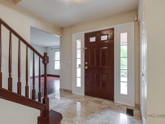 House for sale in Vernon Hills, Illinois