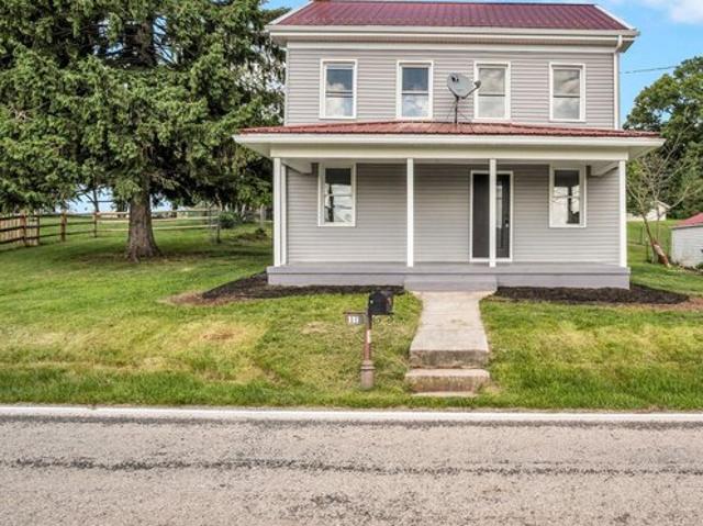 House for sale in Abbottstown, Pennsylvania