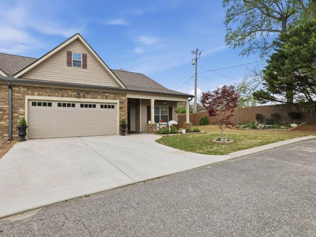 Townhouse for sale in Rossville, Georgia