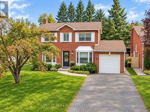 House for sale in Barrie, Central Ontario