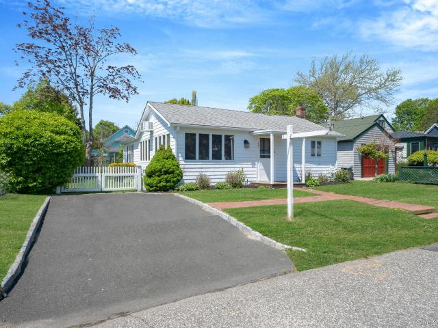House for sale in Jamesport, New York