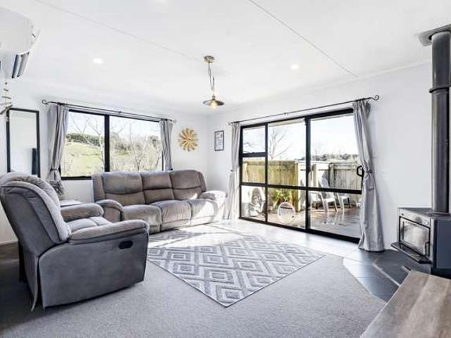 House for sale in Hillsborough, Taranaki