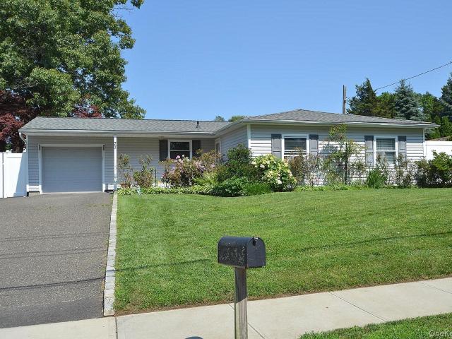 House for sale in Centereach, New York