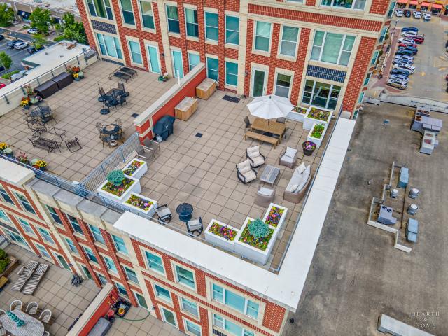 Condo for sale in Arlington Heights