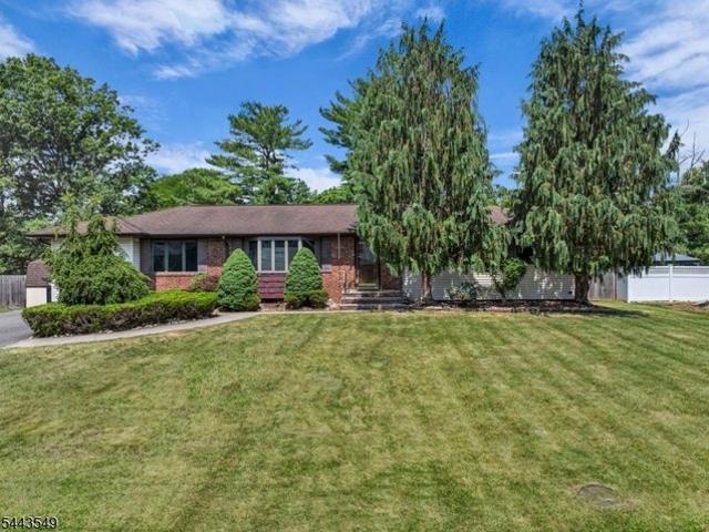 House for sale in Clark, New Jersey