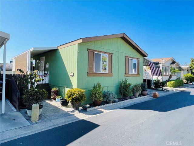 House for sale in Tustin, California