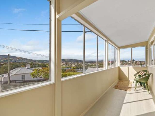 House for sale in Otakou