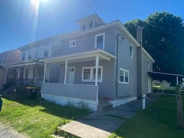 House for sale in Oneida, Pennsylvania