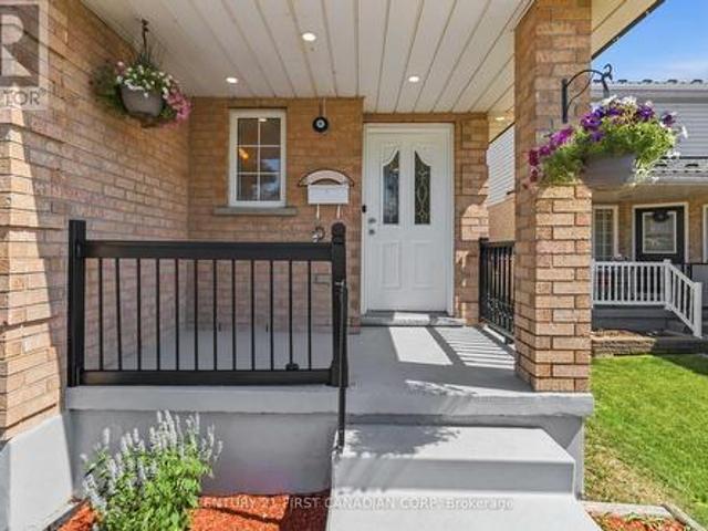 House for sale in Grange Hill East Neighbourhood Group, Guelph