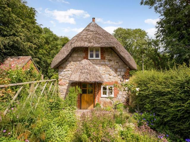 House for rent in West Overton