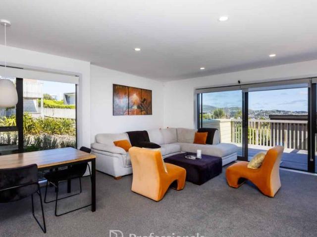 Townhouse for rent in Woodridge, Wellington