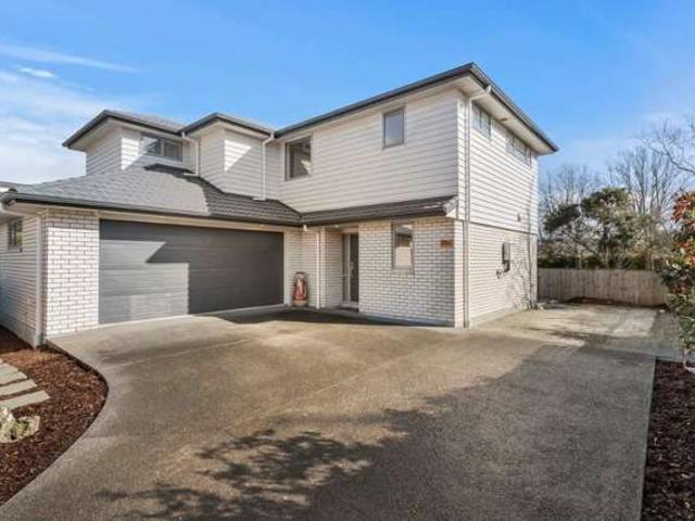 House for rent in Orewa