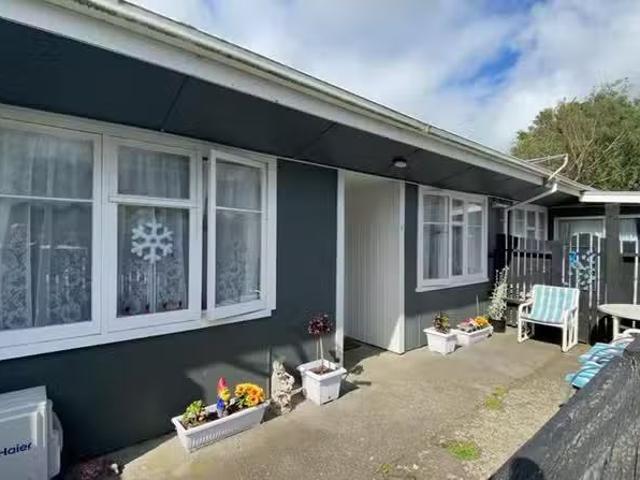 House for rent in Taranaki