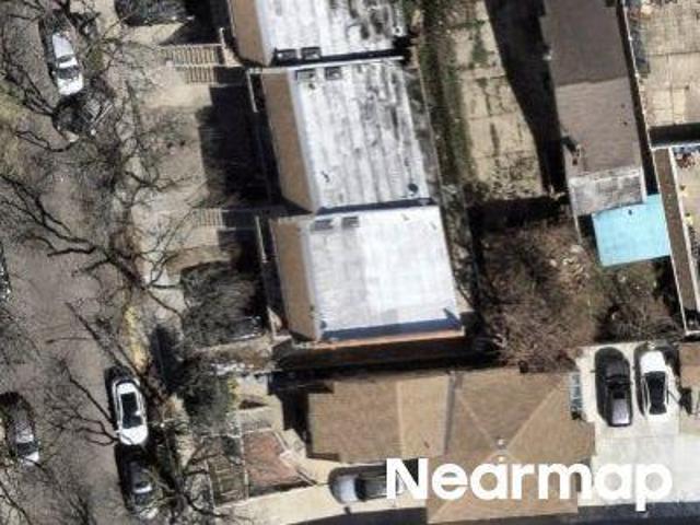House for sale in Queens, Arverne