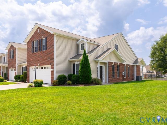 Townhouse for sale in Virginia