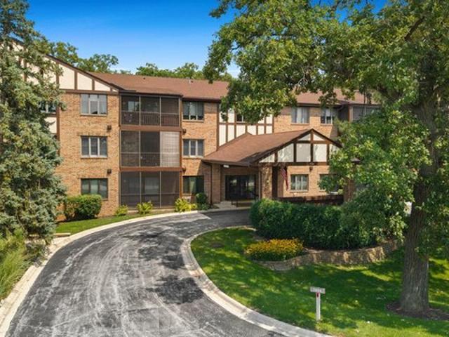 Condo for sale in Palos Heights, Illinois