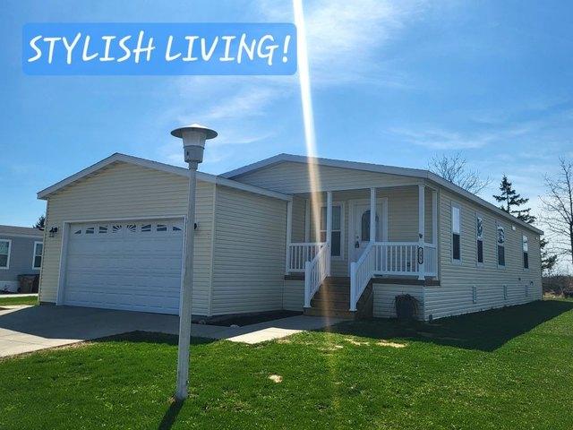 House for sale in Pleasant Prairie, Wisconsin