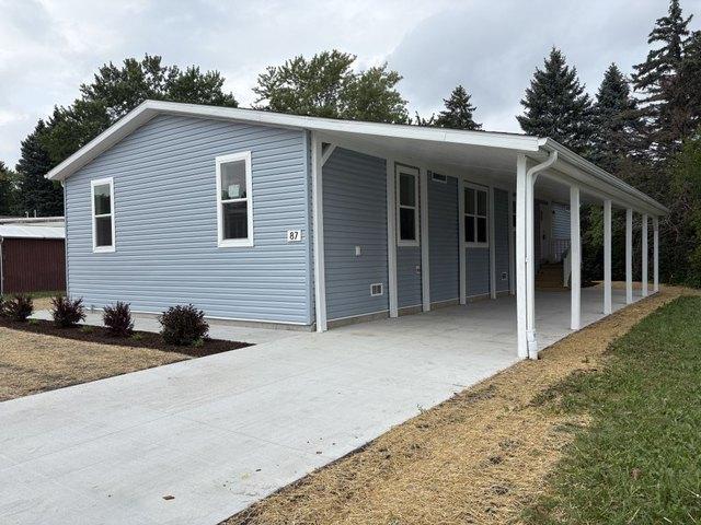 House for sale in Pleasant Prairie, Kenosha County