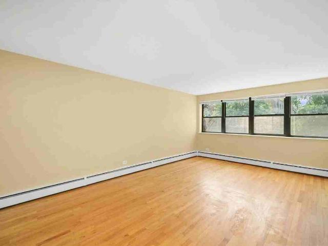 Apartment for rent in Chicago Park, Illinois