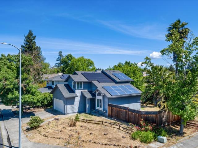 Property for sale in Windsor, California