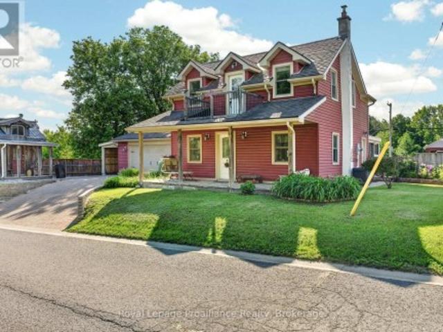 House for sale in South Frontenac, Ontario