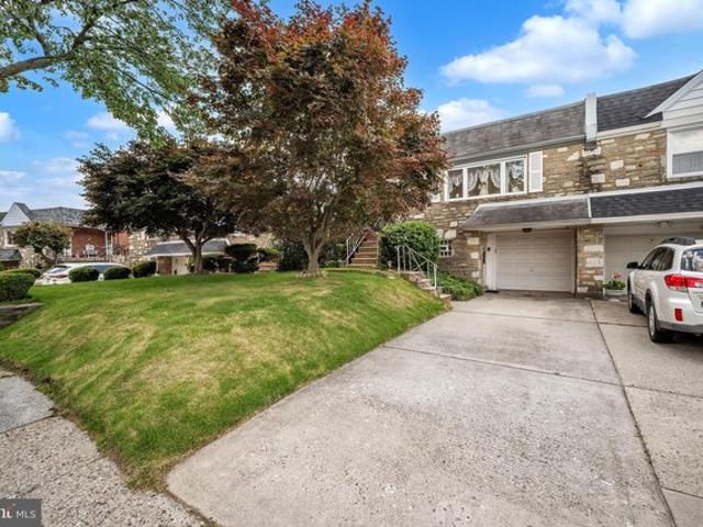 Townhouse for sale in Philadelphia, Pennsylvania