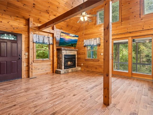 House for sale in Newland, North Carolina