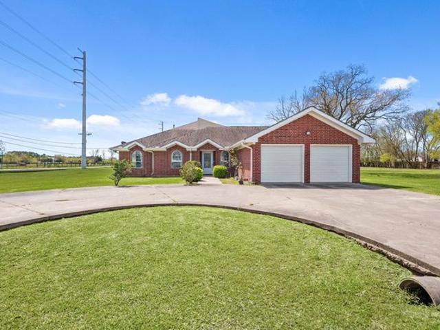 House for sale in Hitchcock, Texas