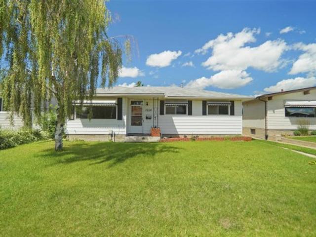 House for sale in Wedgewood, Alberta