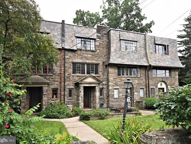Townhouse for sale in Wyncote, Pennsylvania