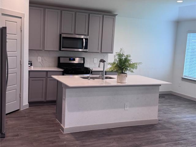 Property for rent in Rosharon, Texas