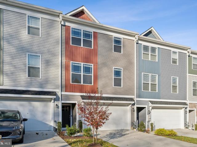 Townhouse for sale in Harmans, Maryland