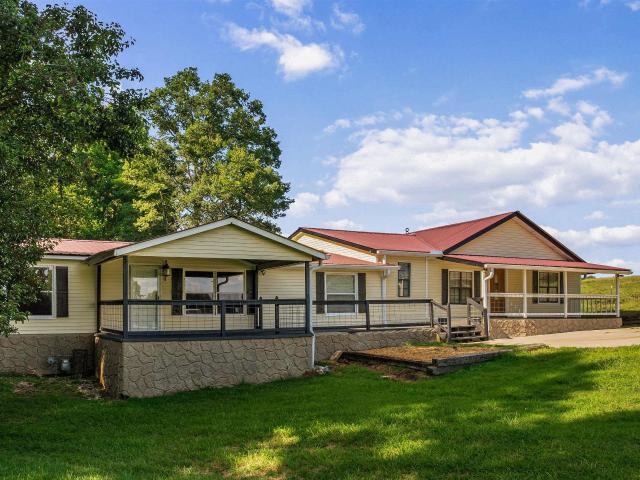 House for sale in Henagar, Alabama