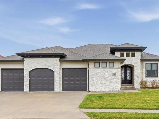 House for sale in Carter Lake, Iowa
