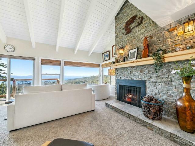 Condo for sale in Stateline