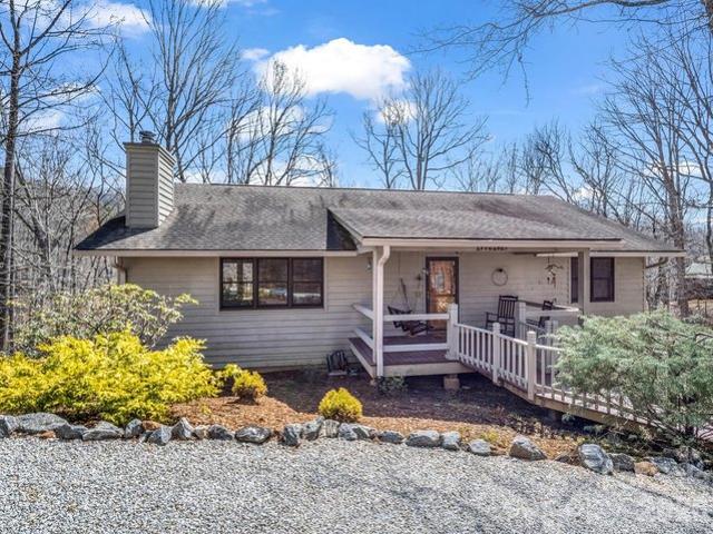 House for sale in Saluda, North Carolina